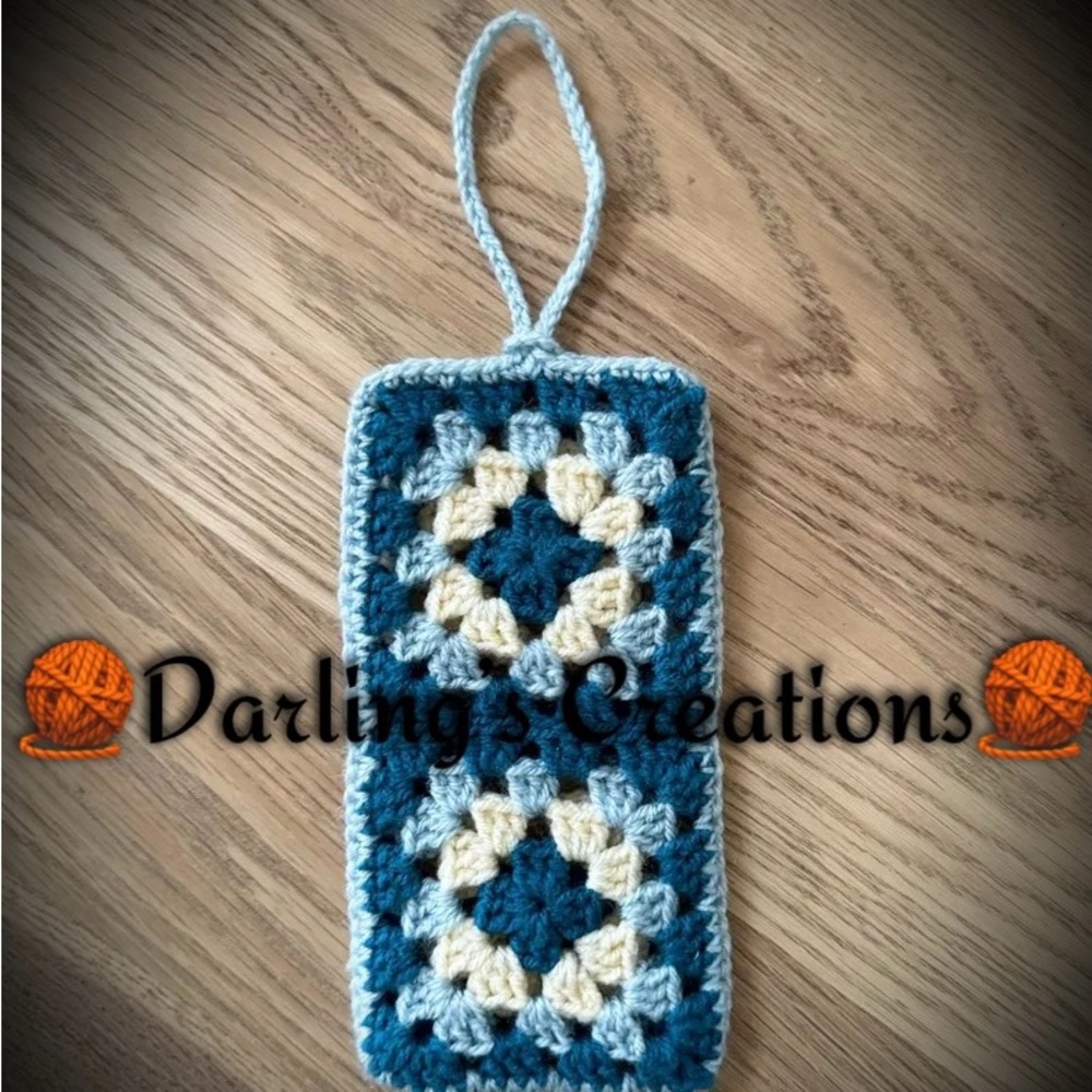 Handmade Crochet Sunglasses Pouch - Picture 1 of 2